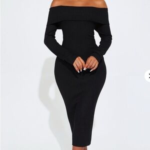 Elegant Black Off-Shoulder Dress ribbed